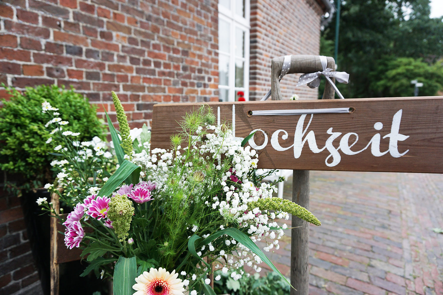 Gasthof-Dahms-Feste-feiern-Hochzeit-Eingang